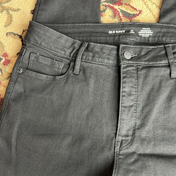 Old Navy high rise super skinny pant - Picture 2 of 6